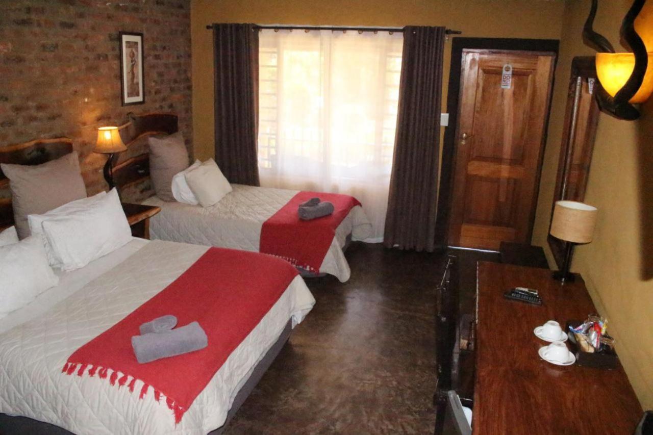 Ndlovu Lodge Pretoria-Noord Exteriör bild