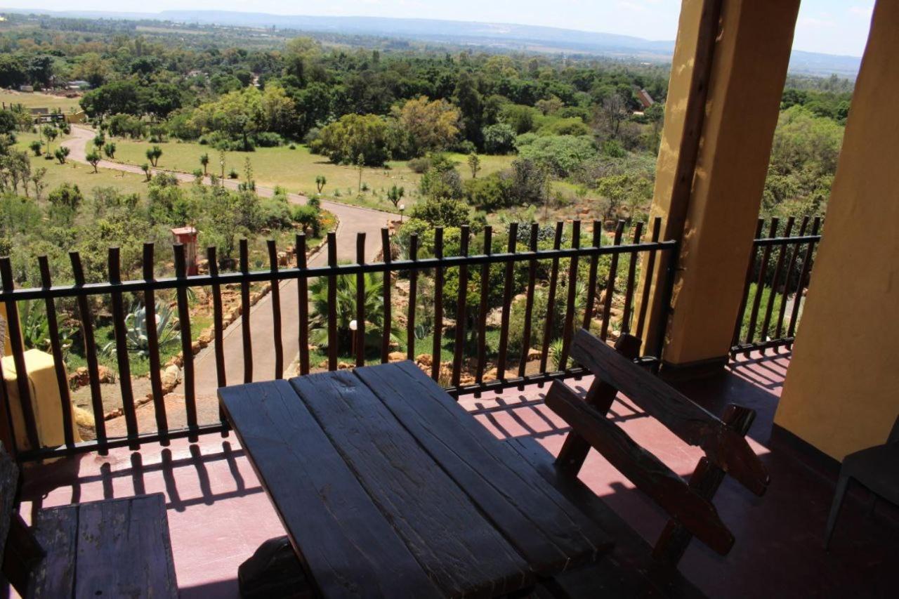 Ndlovu Lodge Pretoria-Noord Exteriör bild
